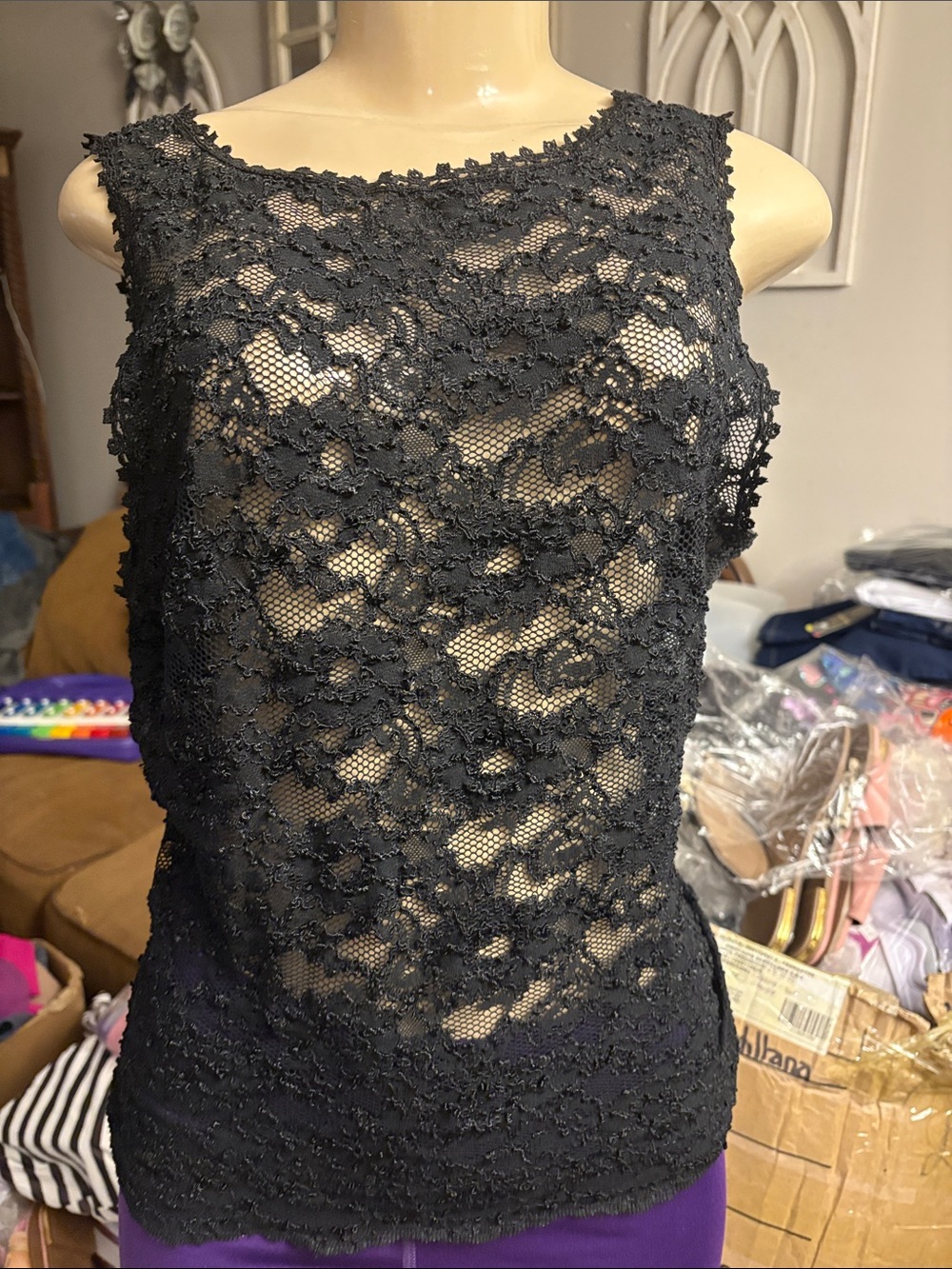 Women's Black Lace Sleeveless Shell Top
